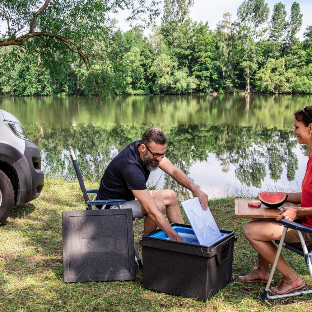 Outdoor Kühlbox beim Camping